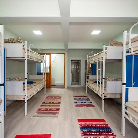 איסטמבול Xalila Hostel & Cafe Ladies Room מראה חיצוני תמונה