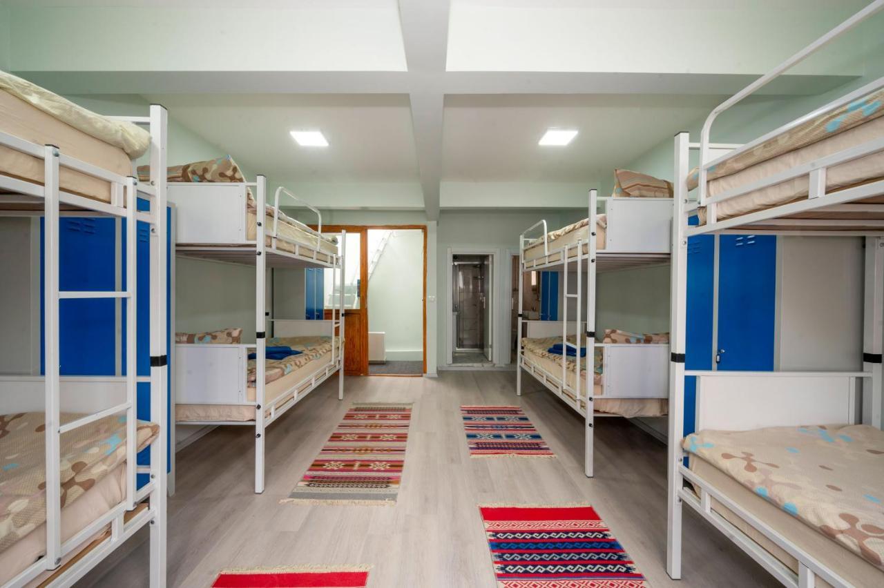 איסטמבול Xalila Hostel & Cafe Ladies Room מראה חיצוני תמונה