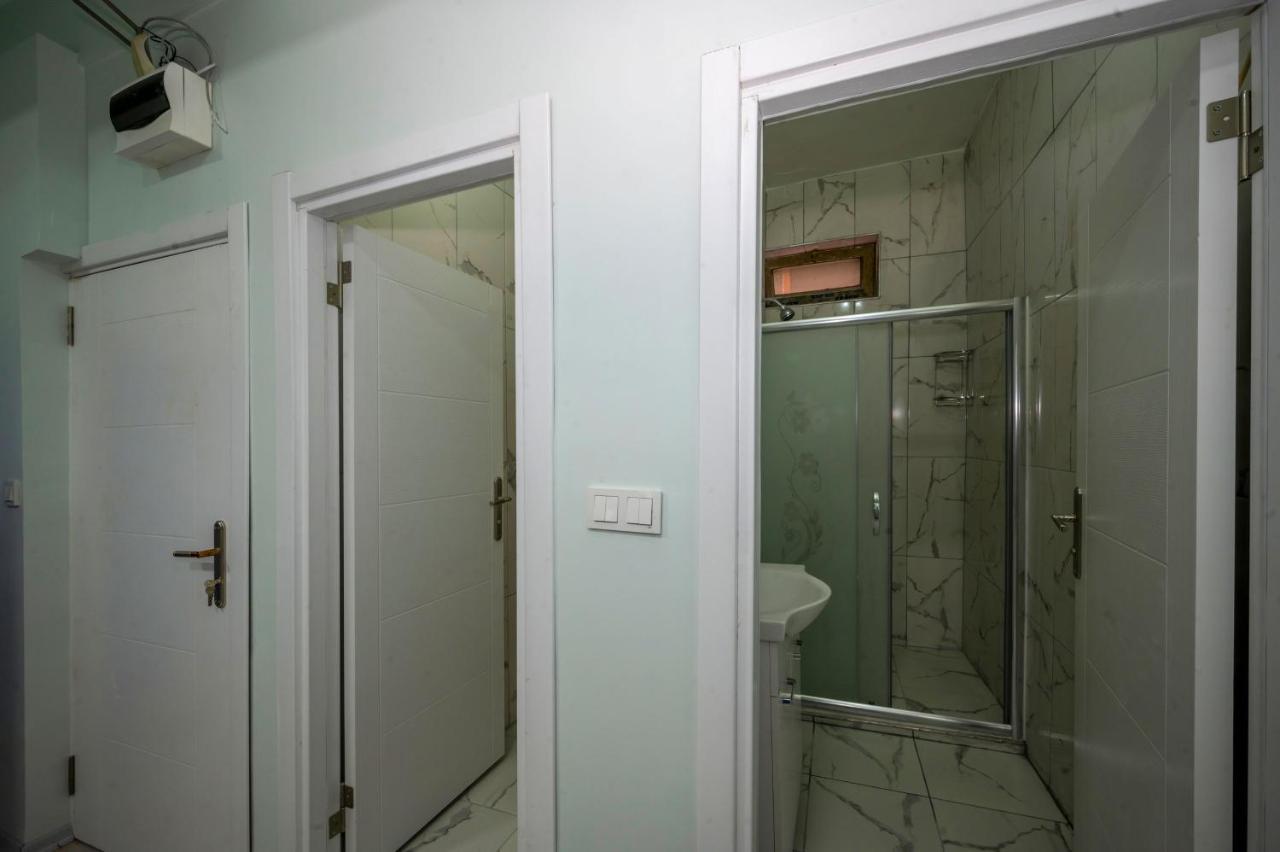 איסטמבול Xalila Hostel & Cafe Ladies Room מראה חיצוני תמונה
