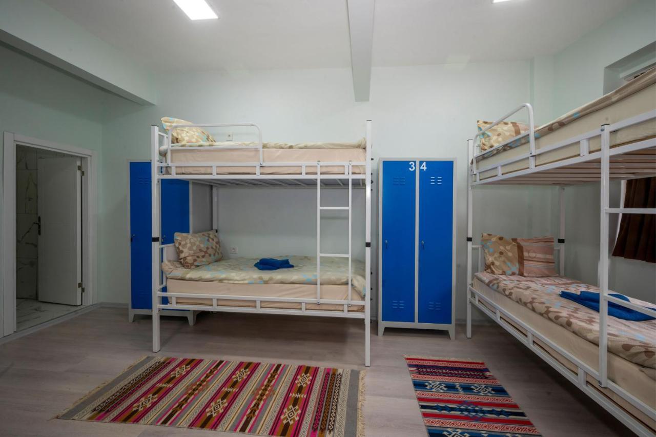 איסטמבול Xalila Hostel & Cafe Ladies Room מראה חיצוני תמונה