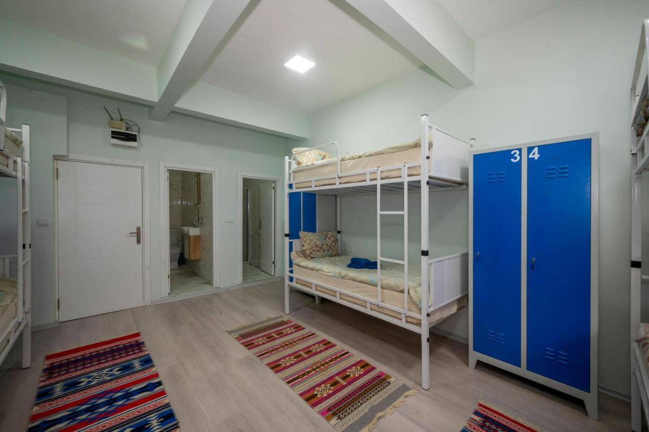 איסטמבול Xalila Hostel & Cafe Ladies Room מראה חיצוני תמונה