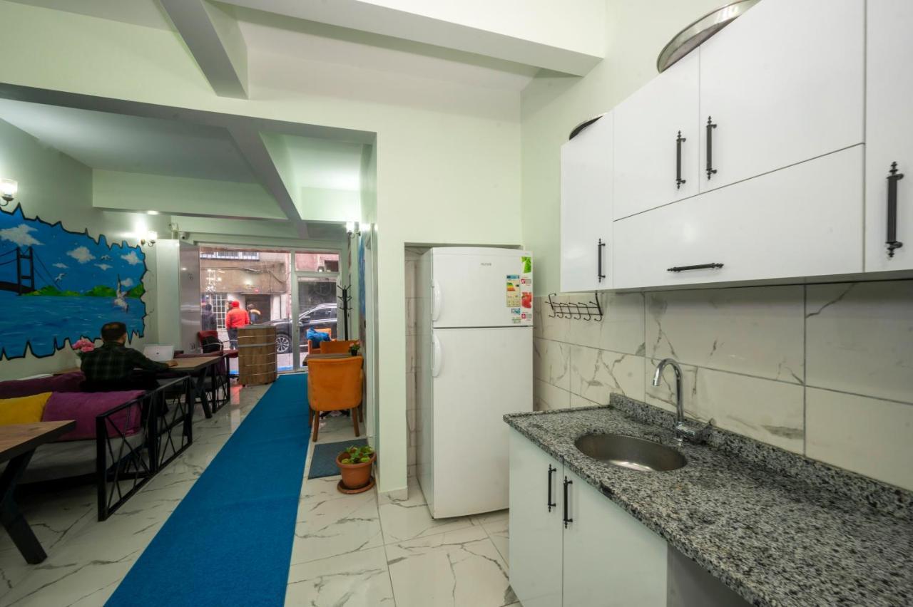 איסטמבול Xalila Hostel & Cafe Ladies Room מראה חיצוני תמונה